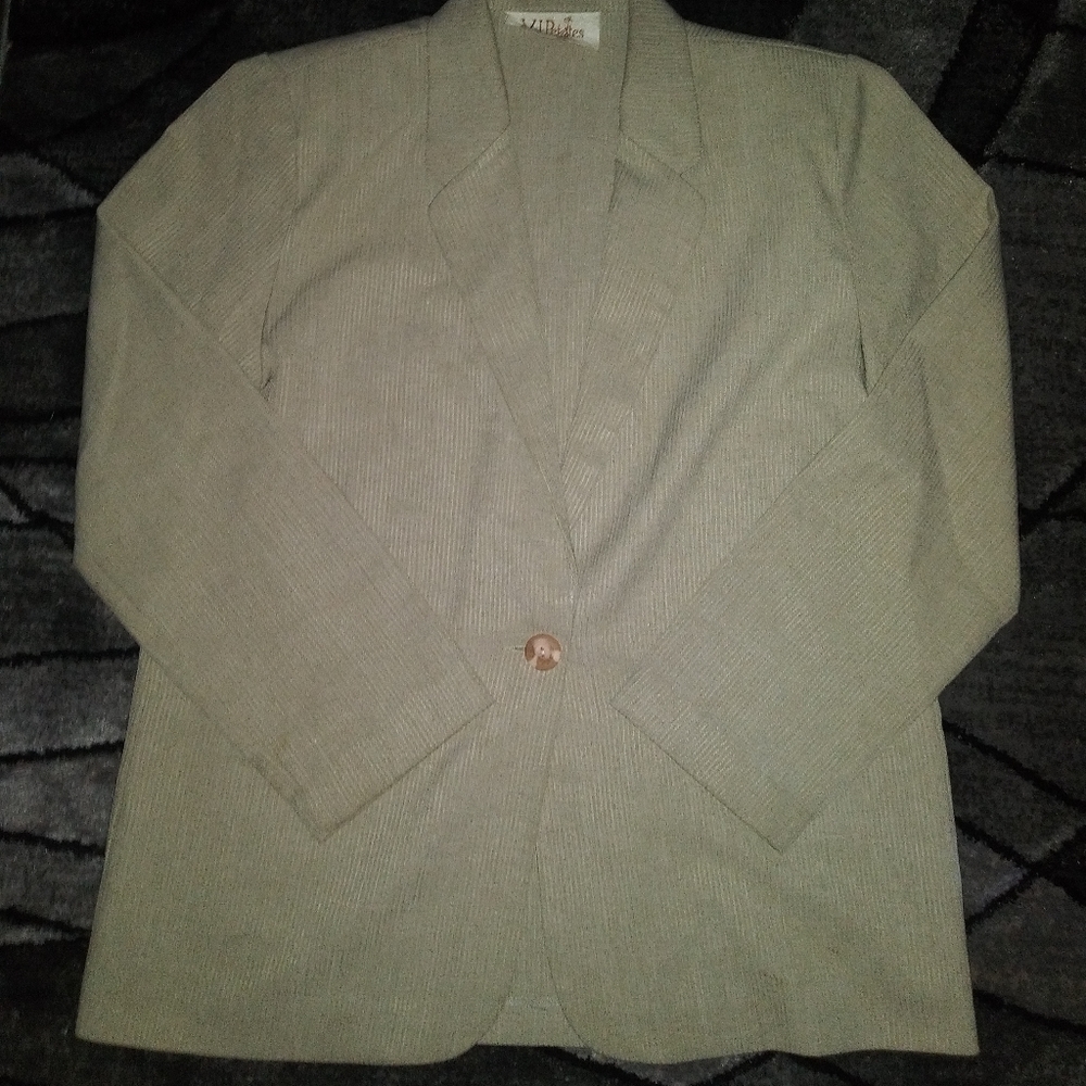 VIPetites Polyester blazer - Picture 2 of 6
